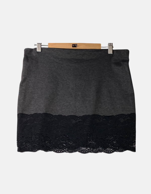 Skirt FM
