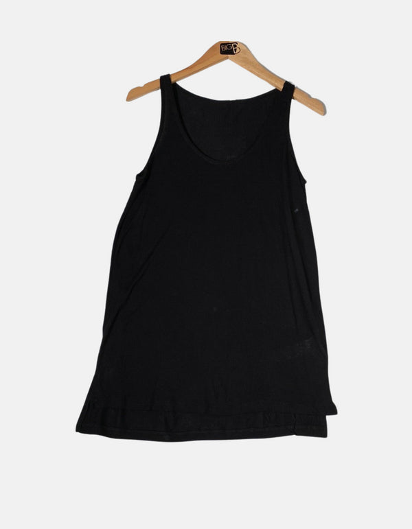Classic Black Sleeveless Tank Top