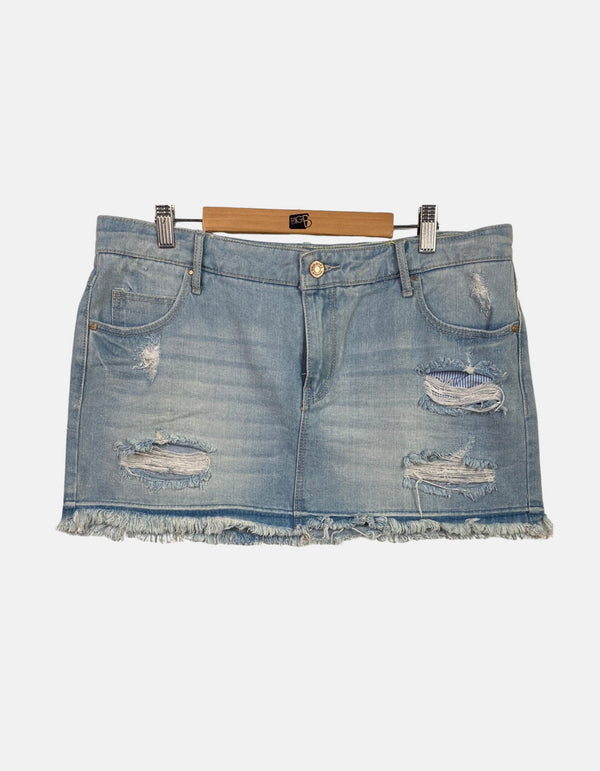 Distressed Denim Mini Skirt with Frayed Hem