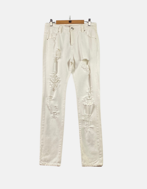 White jeans FM