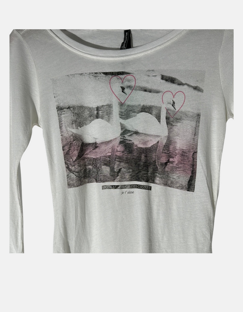 Swan Love Graphic Long-Sleeve Tee