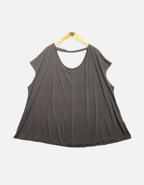Casual Black Open-Back T-Shirt