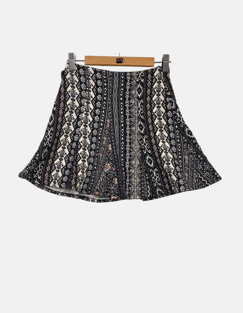 Women's Black and White Patterned Flared Skirt