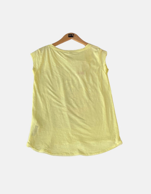 Tropical Pineapple Graphic T-Shirt – Yellow