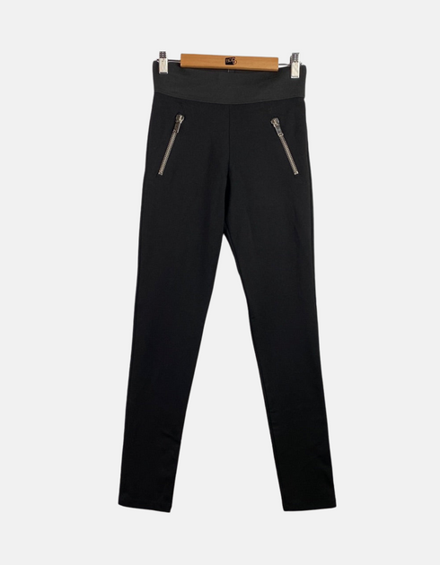 Black High-Waisted Leggings with Zipper Detail