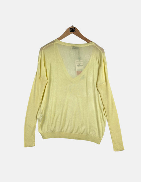 Lightweight V-Neck Sweater for Women – Yellow