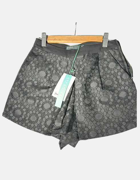 Elegant Monochrome Floral Skirt-Shorts
