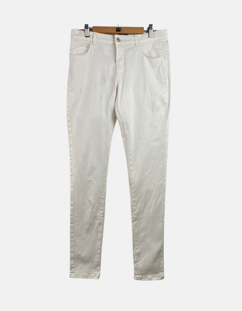 White jeans FM