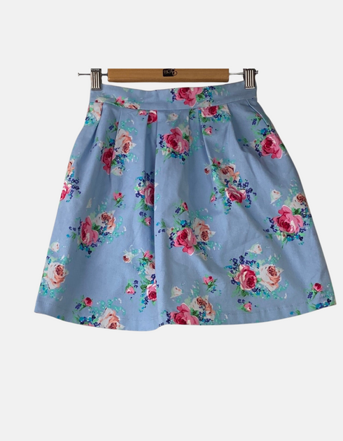 Skirt FM