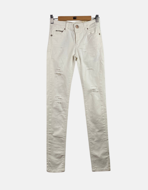 White jeans FM