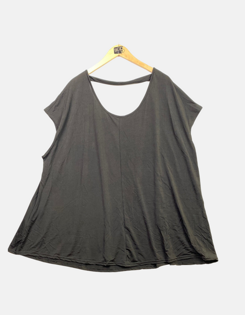 Casual Black Open-Back T-Shirt