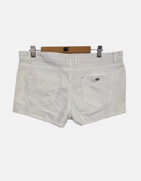 White shorts FM