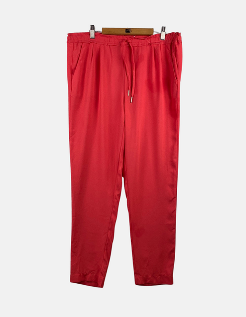 Pink pants FM