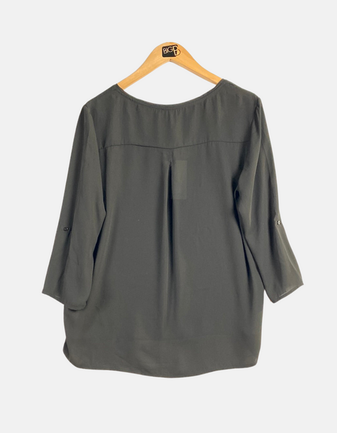Minimalist Grey Blouse with 3/4 Sleeves